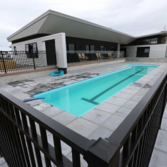 57c5006141044 400x300