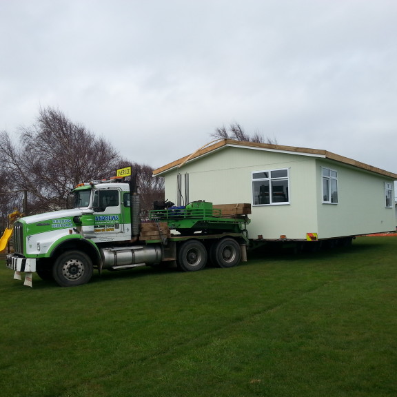 150915 Normanby Classroom arriving 1